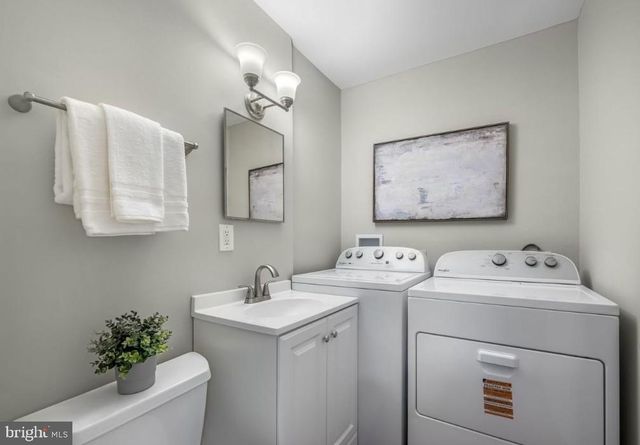 5822 BURKE MANOR CT, Burke, VA 22015