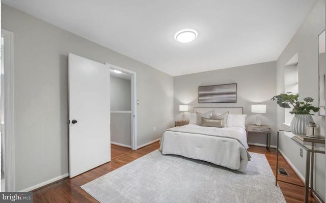 5822 BURKE MANOR CT, Burke, VA 22015