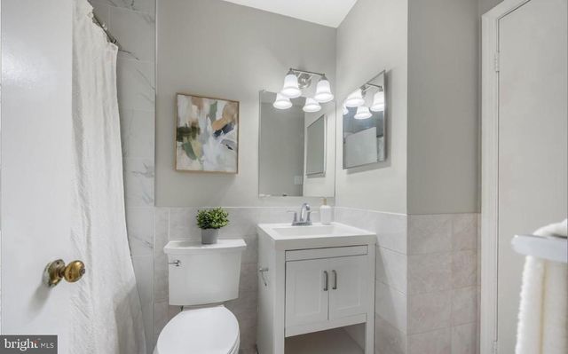 5822 BURKE MANOR CT, Burke, VA 22015