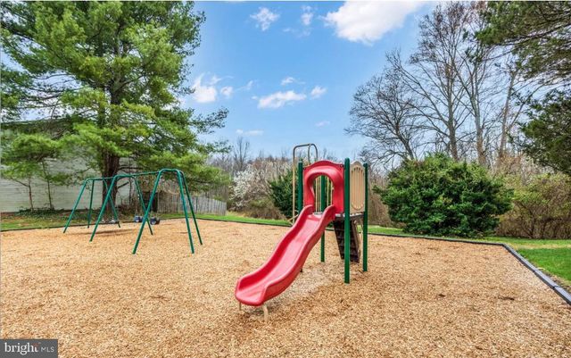 5822 BURKE MANOR CT, Burke, VA 22015