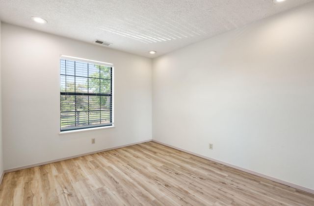827 Country Club Drive SE APT 2B, Rio Rancho, NM 87124