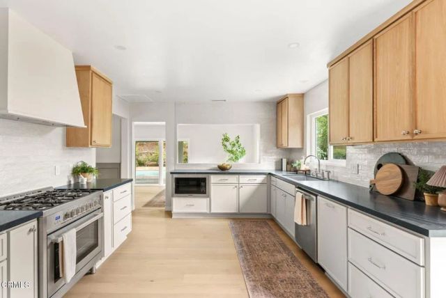 615 Camino Verde, Thousand Oaks, CA 91360