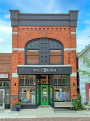 27 S Broadway Street, Lake Orion, MI 48362