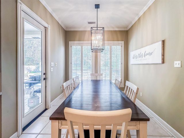 38 E Thymewood Place, The Woodlands, TX 77382