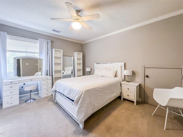 38 E Thymewood Place, The Woodlands, TX 77382