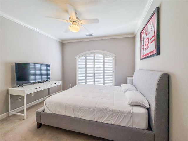 38 E Thymewood Place, The Woodlands, TX 77382