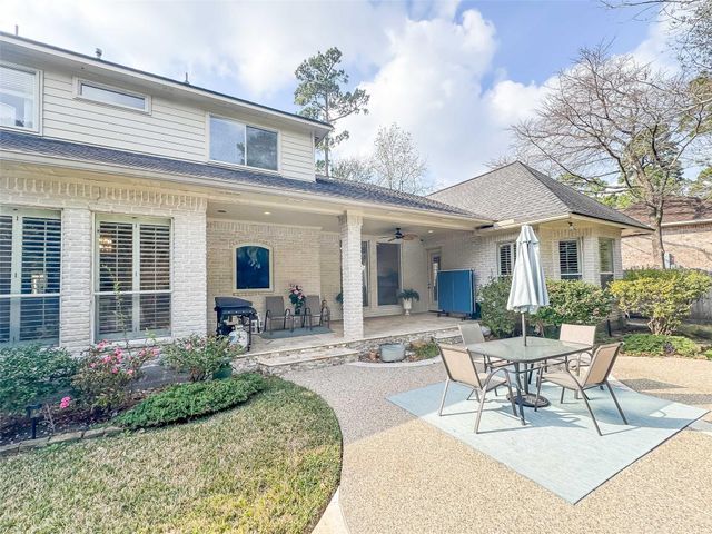 38 E Thymewood Place, The Woodlands, TX 77382