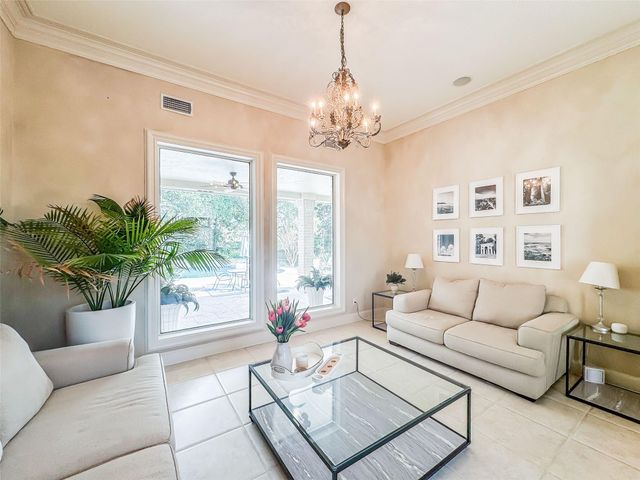 38 E Thymewood Place, The Woodlands, TX 77382