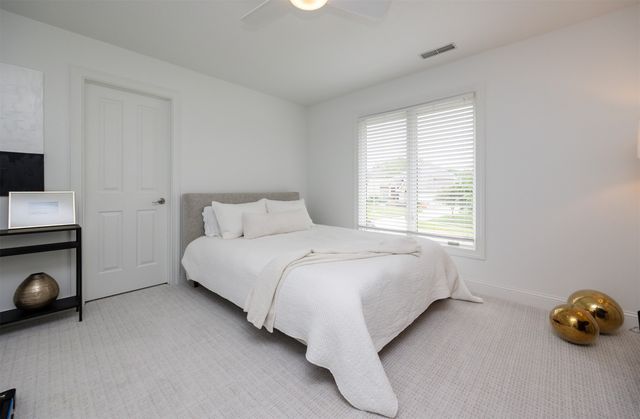 1710 S 49th Street, West Des Moines, IA 50265