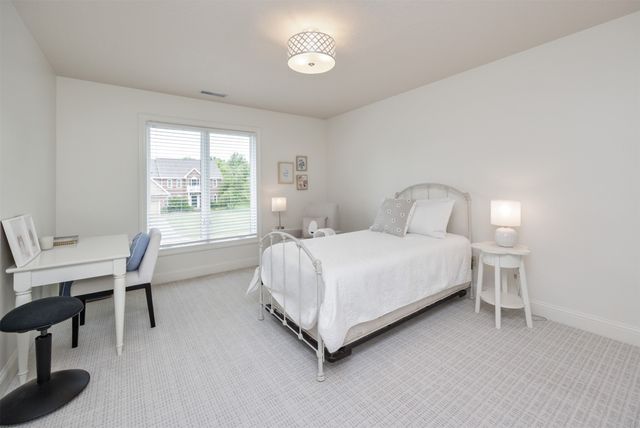 1710 S 49th Street, West Des Moines, IA 50265