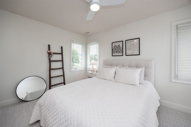 1710 S 49th Street, West Des Moines, IA 50265