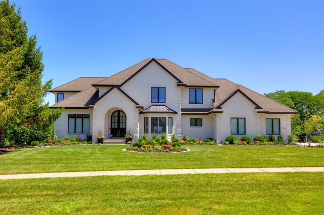 1710 S 49th Street, West Des Moines, IA 50265
