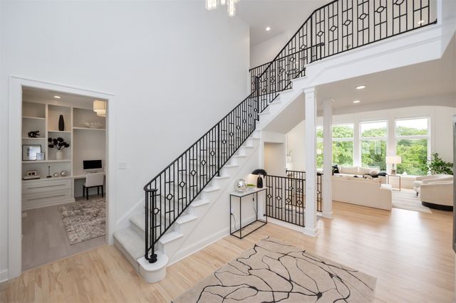 1710 S 49th Street, West Des Moines, IA 50265
