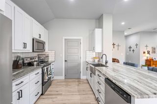 2500 Creek Drive, Granbury, TX 76048