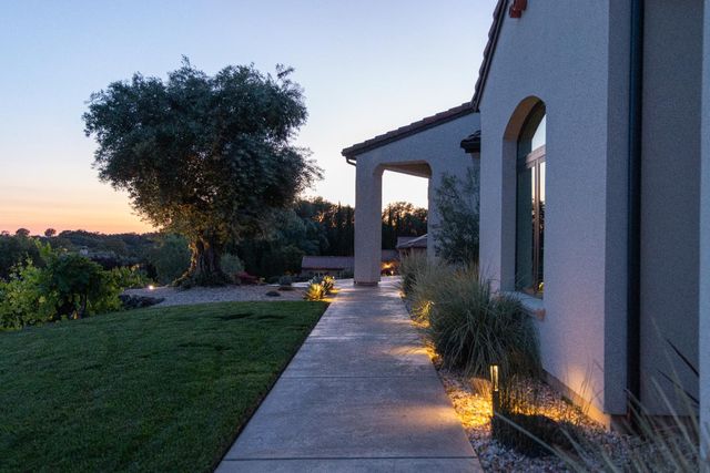 11107 Vista Del Sol, Auburn, CA 95603