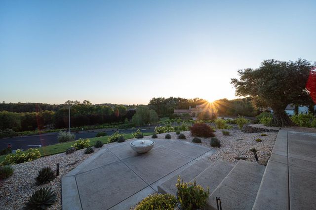 11107 Vista Del Sol, Auburn, CA 95603