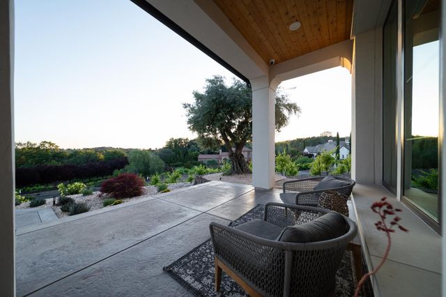 11107 Vista Del Sol, Auburn, CA 95603