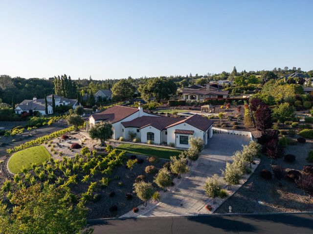 11107 Vista Del Sol, Auburn, CA 95603