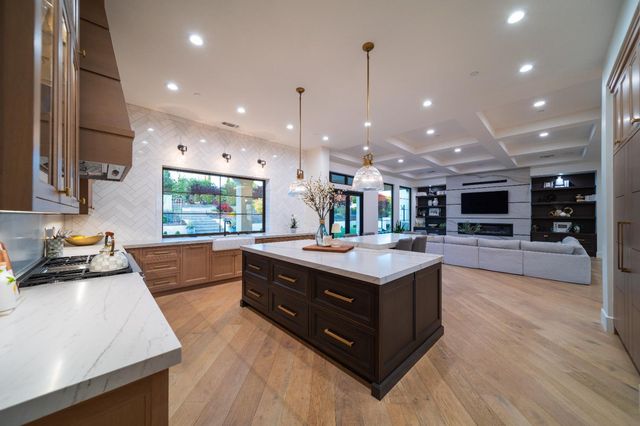 11107 Vista Del Sol, Auburn, CA 95603