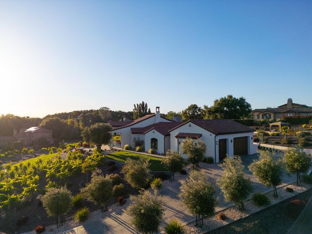 11107 Vista Del Sol, Auburn, CA 95603