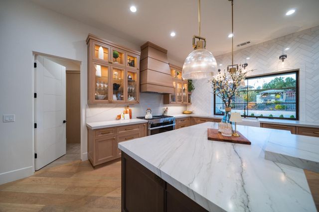 11107 Vista Del Sol, Auburn, CA 95603
