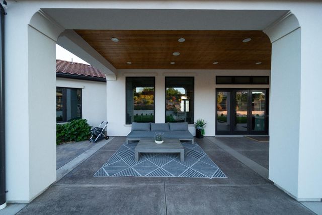 11107 Vista Del Sol, Auburn, CA 95603