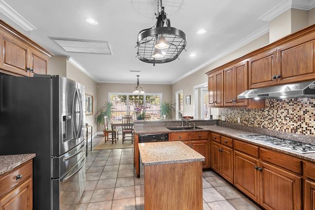 506 Westbrook, Dothan, AL 36303