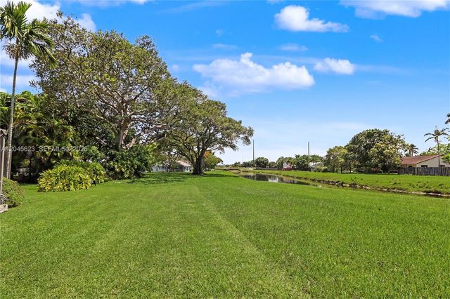 14958 SW 143rd Place, Miami, FL 33186