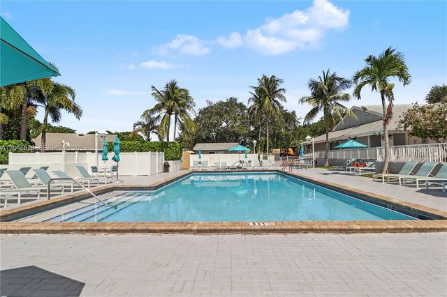14958 SW 143rd Place, Miami, FL 33186