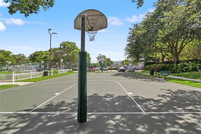 14958 SW 143rd Place, Miami, FL 33186