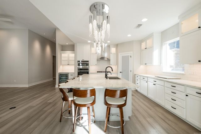 25 Belles Fleurs Circle, Little Rock, AR 72223