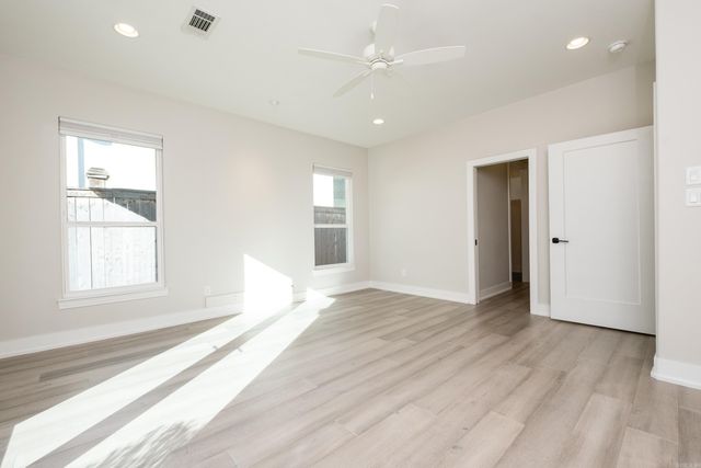 25 Belles Fleurs Circle, Little Rock, AR 72223