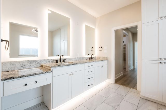 25 Belles Fleurs Circle, Little Rock, AR 72223