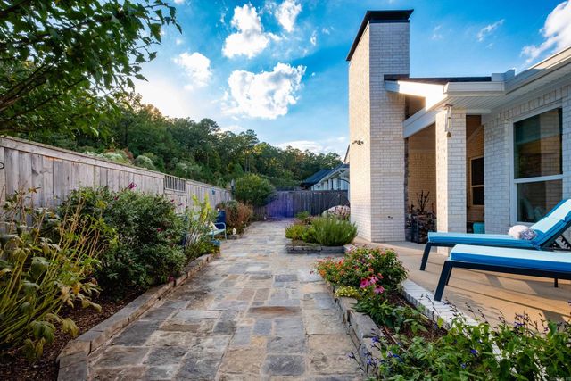 25 Belles Fleurs Circle, Little Rock, AR 72223