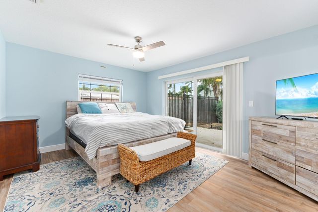 1749 SW Coxswain Place, Palm City, FL 34990