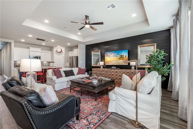 1204 Patriot Drive, College Station, TX 77845