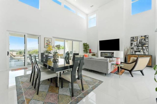 455 Palladium Boulevard, Palm Springs, CA 92262