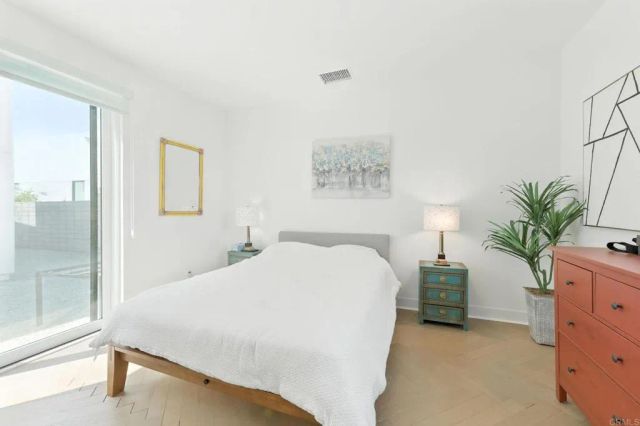 455 Palladium Boulevard, Palm Springs, CA 92262