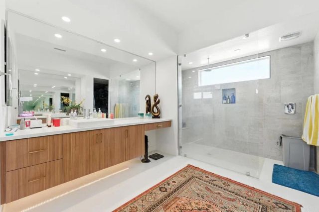 455 Palladium Boulevard, Palm Springs, CA 92262