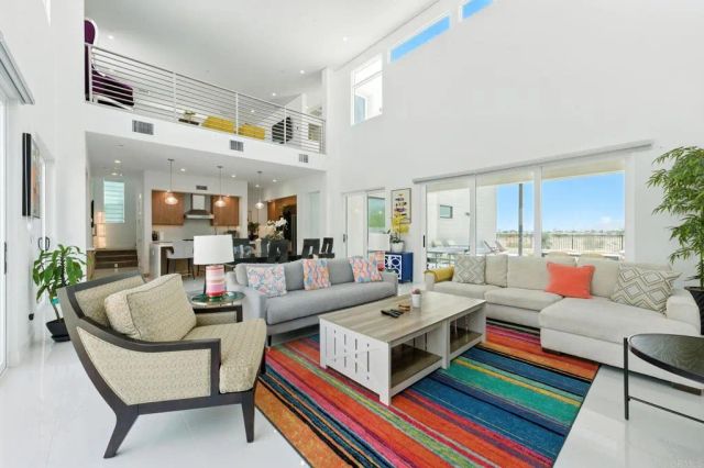 455 Palladium Boulevard, Palm Springs, CA 92262