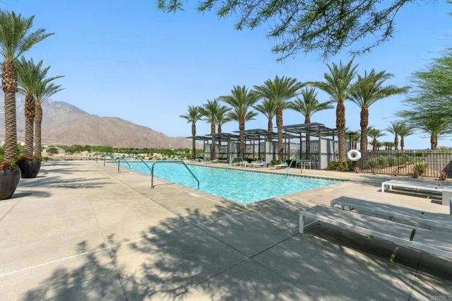 455 Palladium Boulevard, Palm Springs, CA 92262