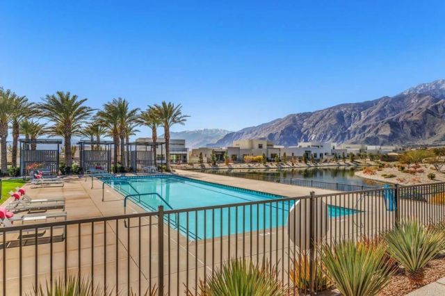 455 Palladium Boulevard, Palm Springs, CA 92262