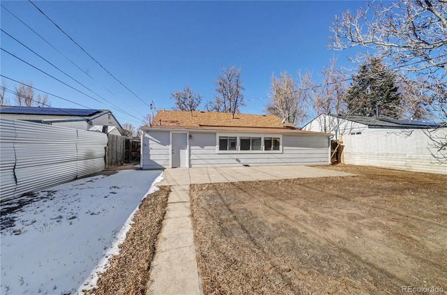 1764 Oakland Street, Aurora, CO 80010