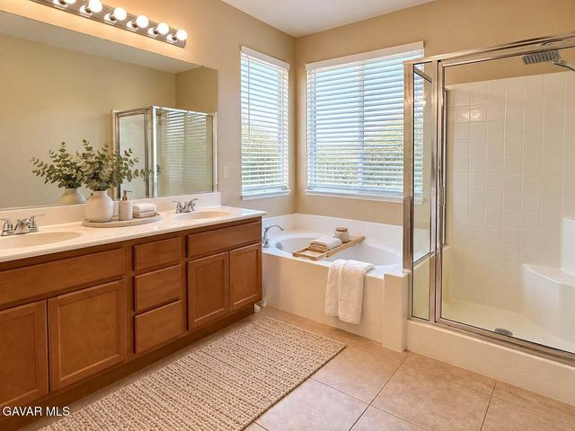 2421 Driftwood Drive, Rosamond, CA 93560