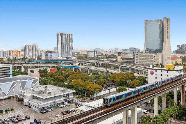 90 SW 3rd St 1608, Miami, FL 33130