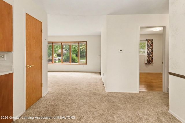 117 Woodhaven Drive, Lansing, MI 48917