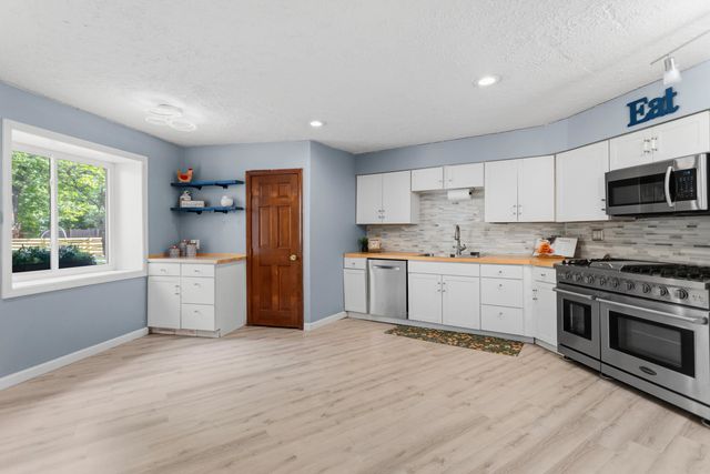 101 Black Brook Road, Goffstown, NH 03045