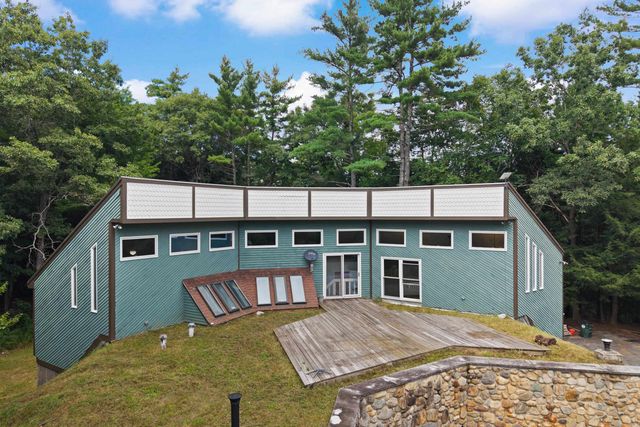 101 Black Brook Road, Goffstown, NH 03045
