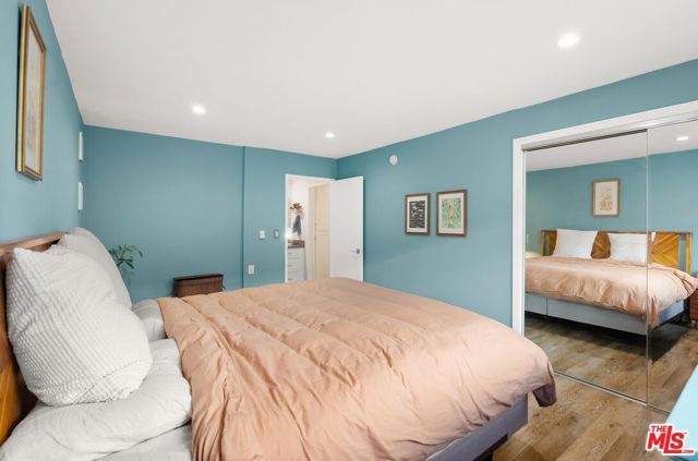 525 N Sycamore Avenue 225, Los Angeles, CA 90036