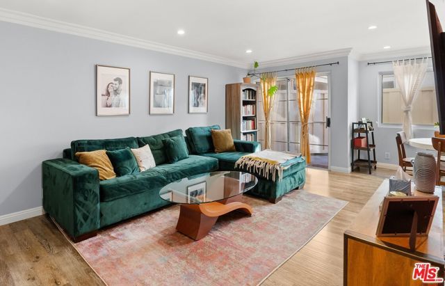 525 N Sycamore Avenue 225, Los Angeles, CA 90036